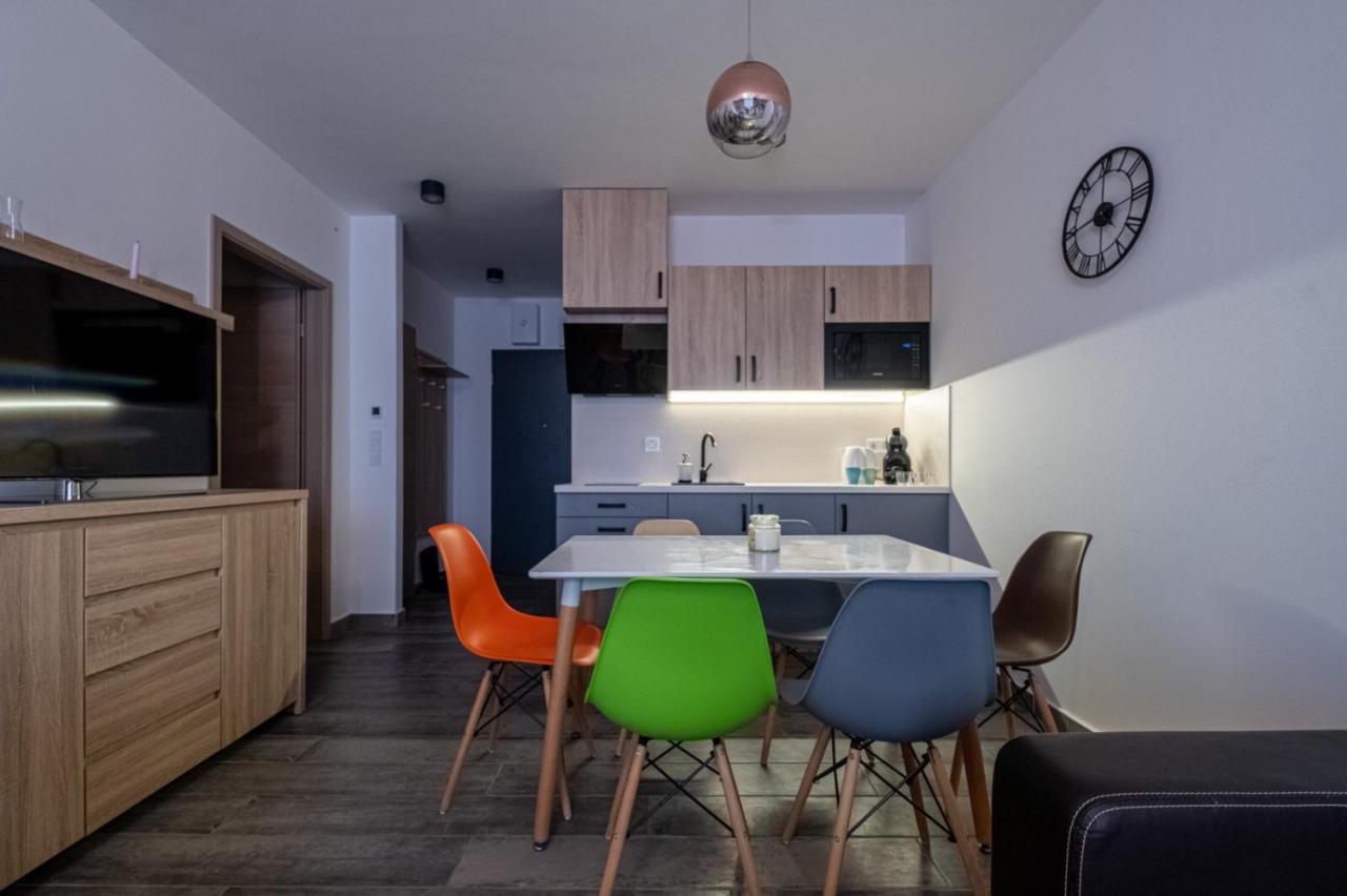 Lido Riviera Sunshine Apartman Балатонлелле Екстер'єр фото
