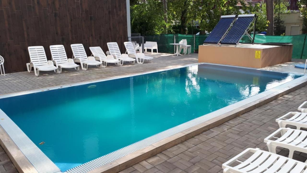 Lido Riviera Sunshine Apartman Балатонлелле Екстер'єр фото